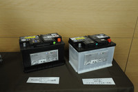 エンジンの頻繁な始動・停止に対応させるため、ブルーモーション搭載モデルには強化タイプのバッテリーが採用される。