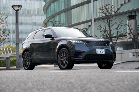 「レンジローバー・ヴェラール」にプラグインハイブリッド車（PHEV）の「P400e」が登場。最新モデルは電動...