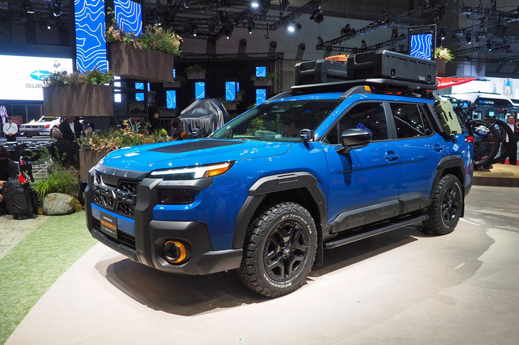 「ジャパンモビリティショー2025」のAdventureシーン紹介エリアには、左ハンドル仕様車の「アウトバック ウィルダネス プロトタイプ」も展示された。