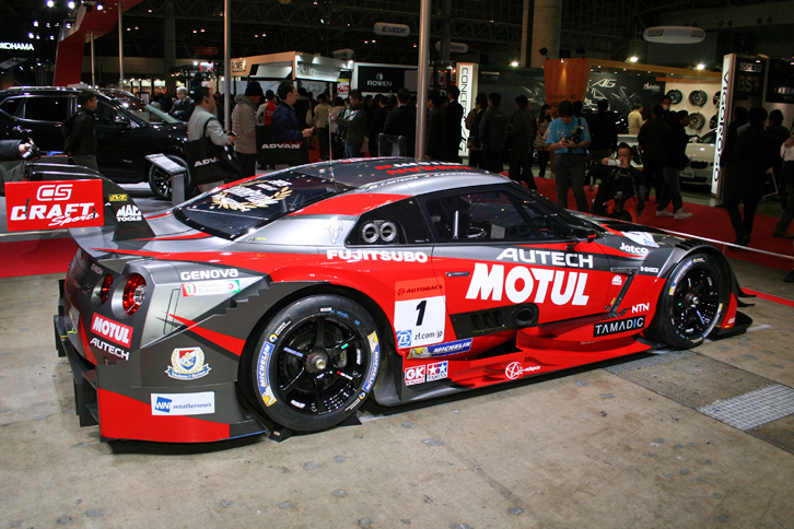 MOTUL AUTECH GT-R