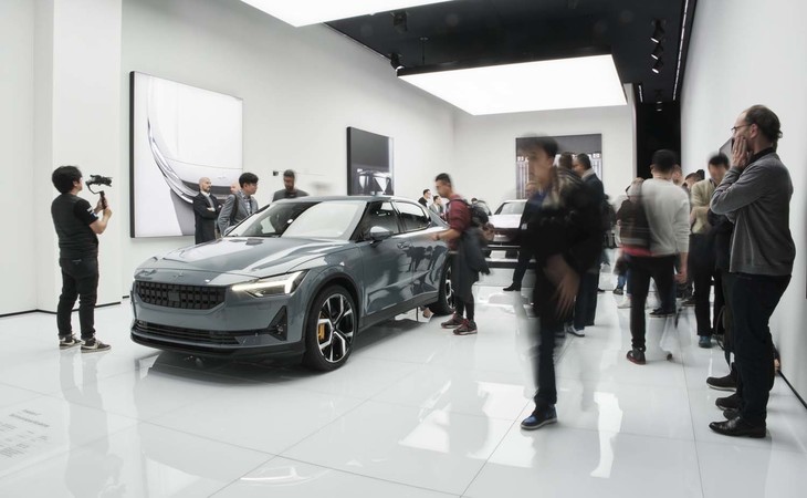 「ポールスター2」公開時のブース。