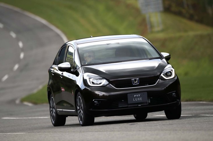 ホンダ・フィット リュクス プロトタイプ＜1.5リッターハイブリッド車＞