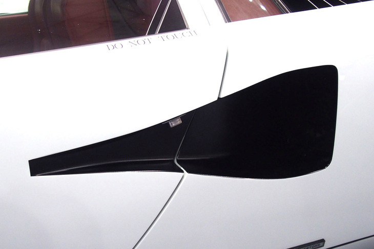 ランボルギーニ・カウンタックLP400S（1976年）／ガレーヂ伊太利屋