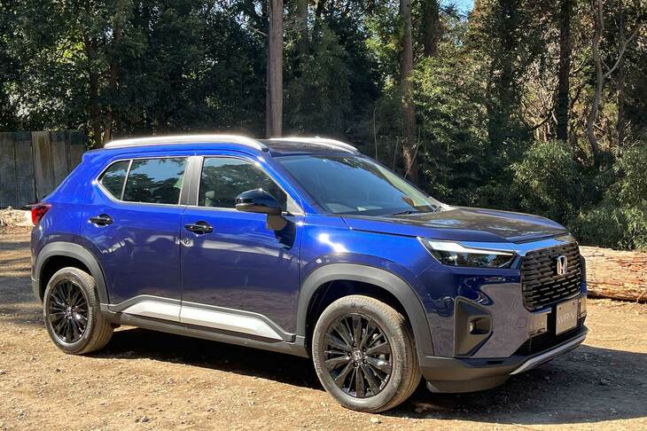 ホンダWR-V Z＋ブラックスタイル（フロントビュー）