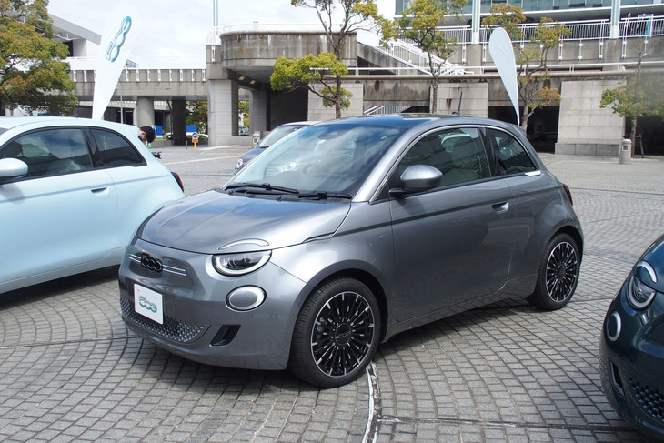 フィアット500e（エクステリア）