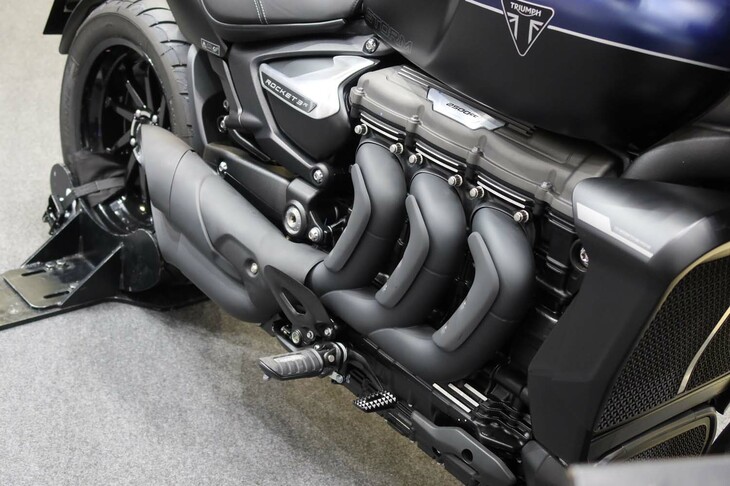 トライアンフ・ロケット3 Rストーム