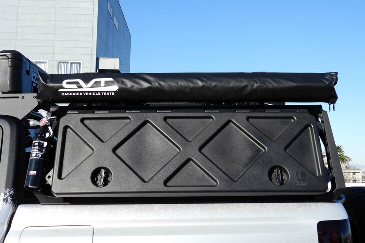 三菱トライトンSNOW SHREDDER CONCEPT（サイドストレージ＆タープ）