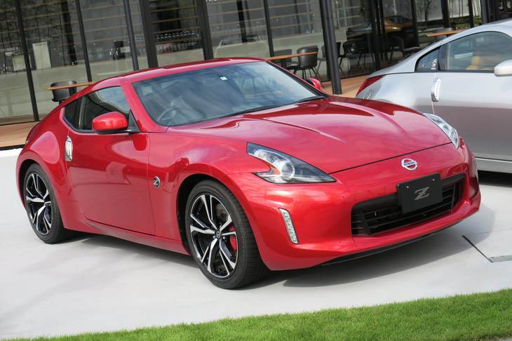 現在販売されている「フェアレディZ」は、Z34型と呼ばれる6代目。2008年に登場した。