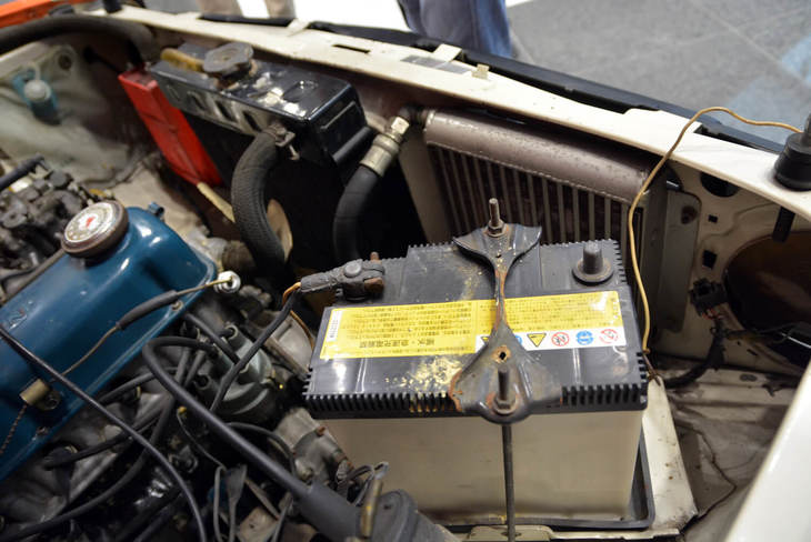 1972年式日産サニー1200クーペGX-5 特殊ツーリングカー（TS）仕様（エンジンルーム）