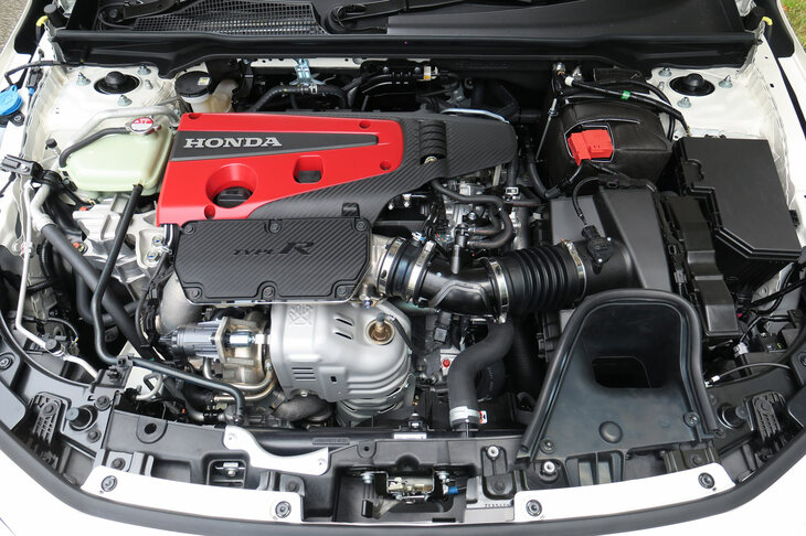 ホンダ・シビック タイプR（2リッター直4ターボエンジン）