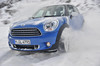 MINIの雪上試乗会「MINI SNOWMAN（ミニ・スノーマン）」から 【画像・写真】6