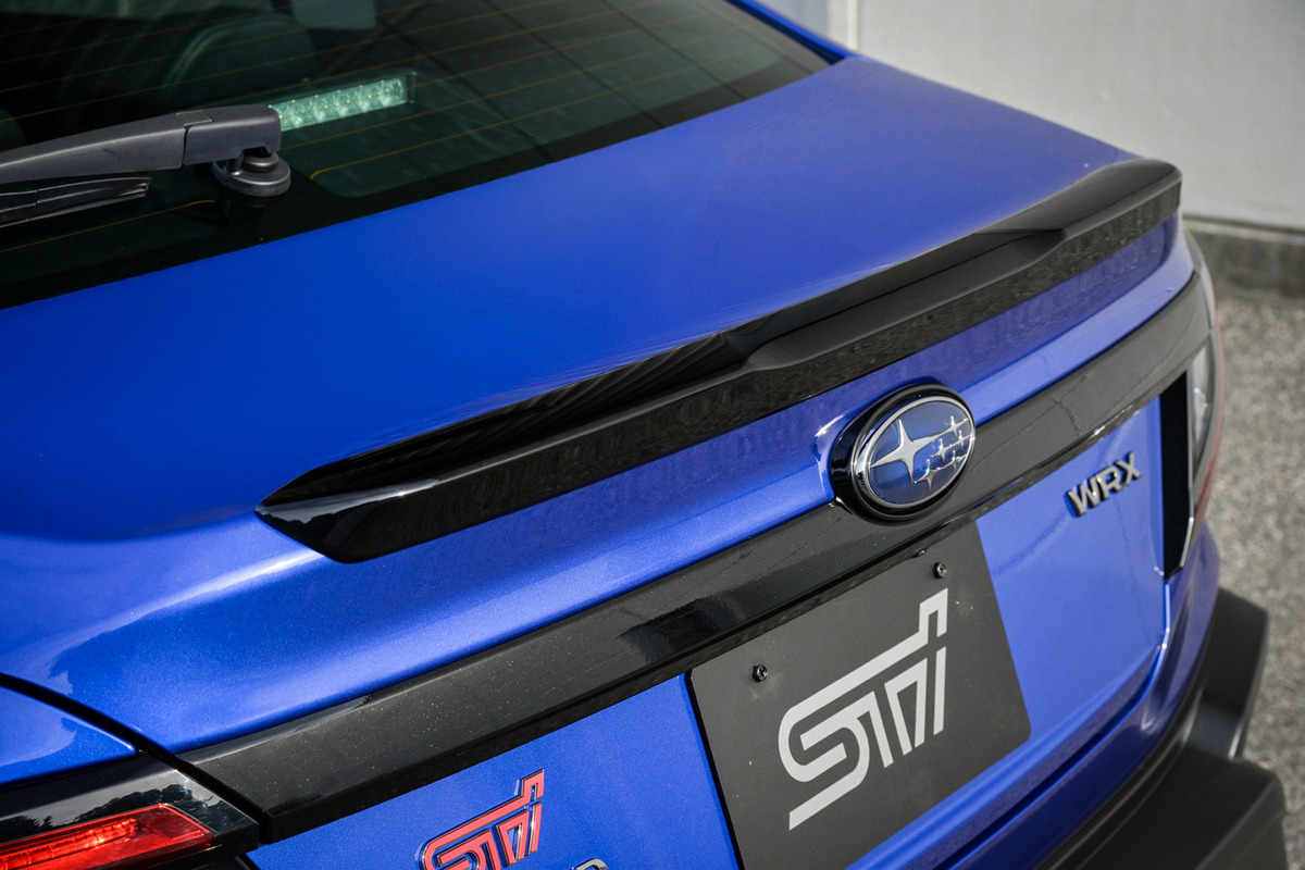 STIが「WRX STI Sport#」を発表 6段MTを搭載したコンプリートカー