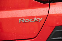 「ロッキー」という車名は、かつて販売されていたライトクロカンにも採用されていたものだが、この車名を提案したメンバーは、当初そのことを知らなかったという。