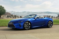 「レクサスLC」のオープントップバージョン登場　日本では2020年夏に発売【LAショー2019】