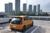 新型「ルノー・トゥインゴ」で辰巳PAへ出撃！