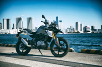 BMW初の小排気量モデル「G310」シリーズの第2弾として登場した「G310GS」。日本では2017年11月に発売された。