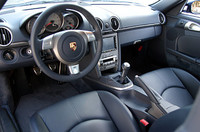 インテリアは相変わらず無難にまとまっております。