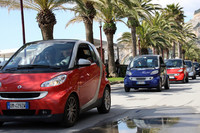 イタリア・フィナーレリグレで行われた「スマート・デイ」に集結した参加車たち。