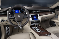 マセラティとゼニアがコラボした限定モデル登場の画像