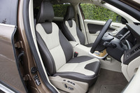 ボルボXC60 T6 SE AWD（4WD/6AT）【試乗速報】の画像