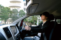 三菱デリカD：3 G（FF/4AT）【試乗記】の画像