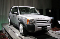 「ランドローバー・ディスカバリー3」が日本にお目見えの画像