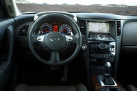 日産、390psの高級SUVを出展【ジュネーブショー08】の画像