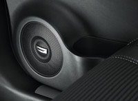 「ルノー・コレオス」にBOSE搭載の特別仕様の画像