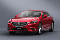 ビッグマイナーチェンジを受けた「マツダ・アテンザセダン」。