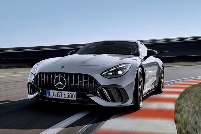 メルセデスAMG GTクーペ」にサーキット向けの新グレード「AMG GT63 PRO