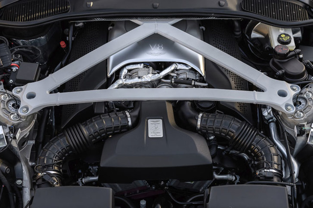 アストンマーティンDB11」にAMG製V8搭載モデルが追加 【ニュース】 - webCG
