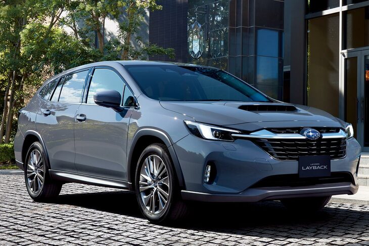 2023年9月登場の「レヴォーグ レイバック」。「レガシィ アウトバック」と同じく、ステーションワゴンをベースにSUV化したクロスオーバーモデルだが……。