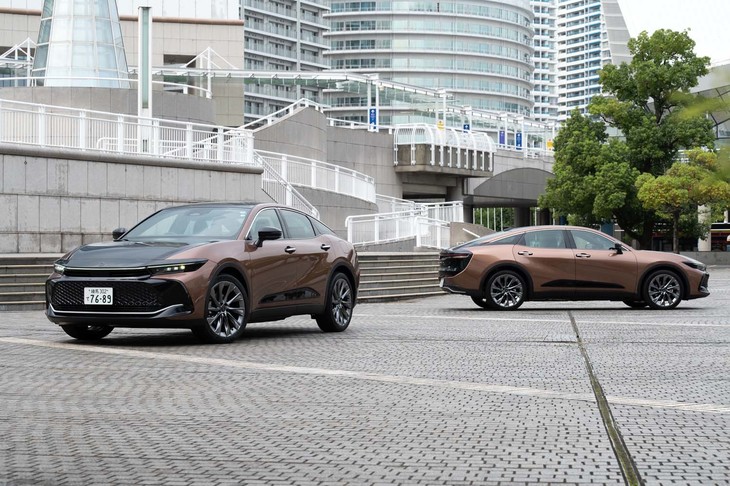 トヨタ・クラウン クロスオーバーG“アドバンスト・レザーパッケージ”