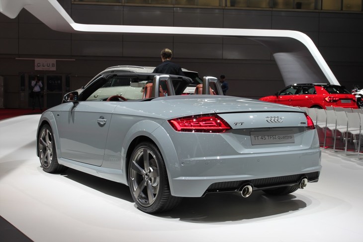 アウディTTロードスター