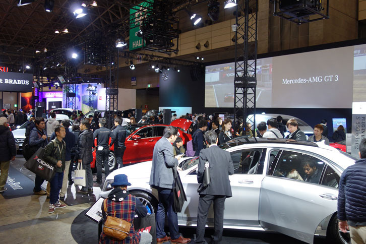 メルセデス・ベンツブース