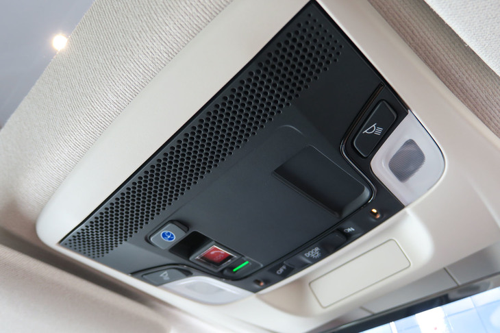 ホンダeアドバンス（オーバーヘッドコンソール）