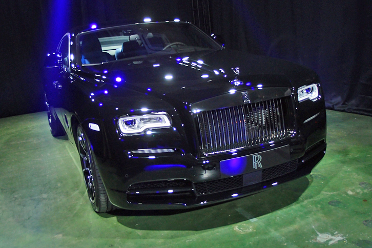 「ロールス・ロイス・レイス ブラックバッジ」