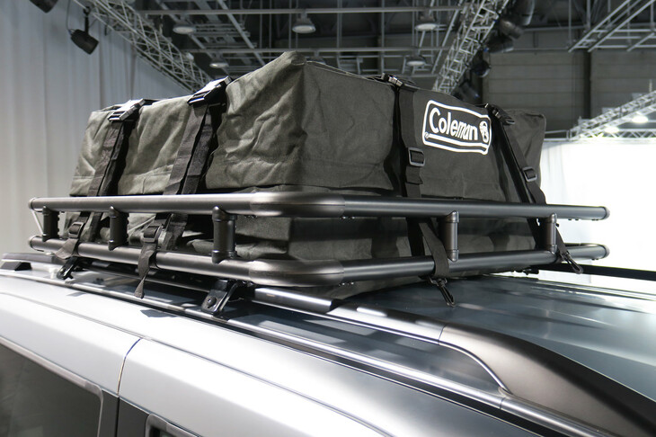 三菱デリカミニ × Coleman（ルーフキャリア）