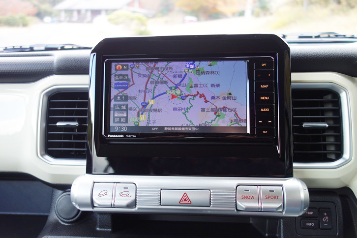 スズキ・クロスビー ハイブリッドMZ（純正ナビゲーションシステム）