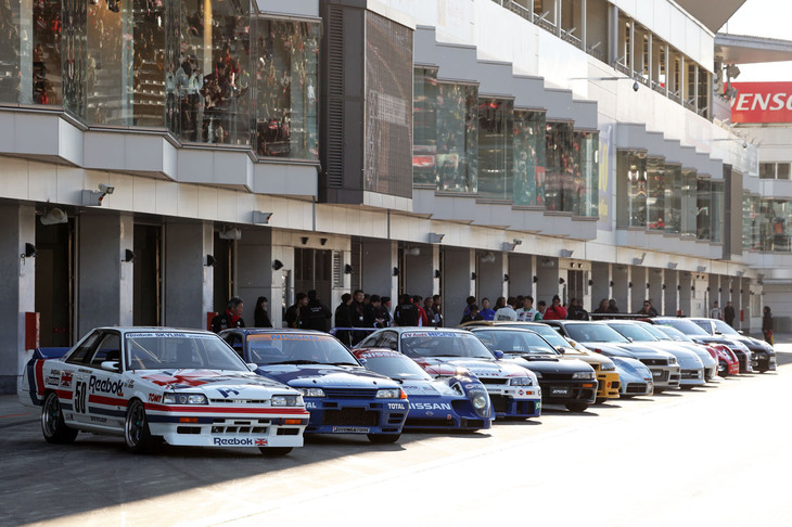 歴代のNISMOのレーシングカーとロードカー。