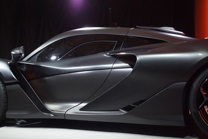 マクラーレンW1（ドア）