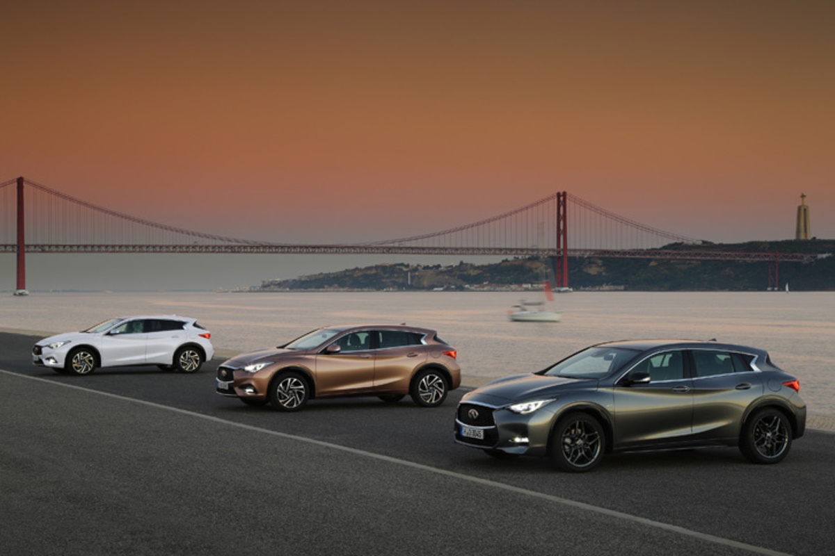 インフィニティq30プレミアム Ff 7at Q30スポーツ Ff 7at 海外試乗記 協業が生んだ新しい個性 Webcg