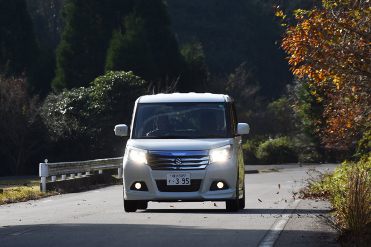 スズキ ソリオ ハイブリッドsz Ff 5at 試乗記 地味だけどスゴいヤツ Webcg
