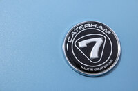 ケータハムの社名は、同社が拠点を構える英サリー州ケータハムの地名に由来する。今は日本のVTホールディングスの傘下にあるが、かの地でスポーツカーを“手作り”する伝統は変わらない。