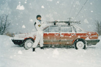 20代のころ、ゲレンデエクスプレスとして活躍してくれた愛車「日産サンタナXi5アウトバーンDOHC」。最高出力140PSの2リッター直5 DOHCエンジンを搭載していた。アウトバーンという名前がエリートなら、DOHCもエリート。その魅力にあらがえず、社会人3年目にしてサンタナからサンタナへと買い替えた。