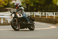 改良型「ハンター350」の価格は59万9500円～60万9400円と、実は改良前のモデルより1割ほど値下げされている。装備はむしろ充実しているというのに、メーカー／インポーターの努力に拍手を贈りたい。