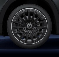 スポーティーで上質な仕立ての「メルセデス・ベンツGLB200d 4MATICナイトエディション」発売の画像