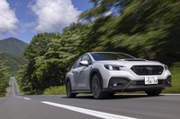 スポーツセダンで味わう「KUMHO ECSTA PS71」の神髄