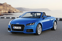 「アウディTTロードスター」