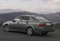 テールランプあたりがややマイルドな造形になった。